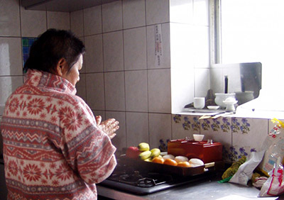 ヒヌカンへの報告